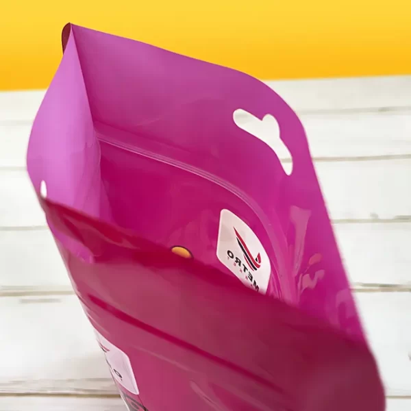 Custom-Three-side-Seal-Pouch-Clear-Ziplock-Bag-for-Candy-5